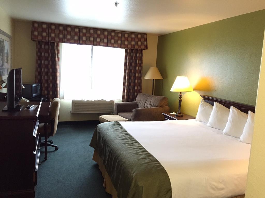 Super 8 By Wyndham Mccall Extérieur photo