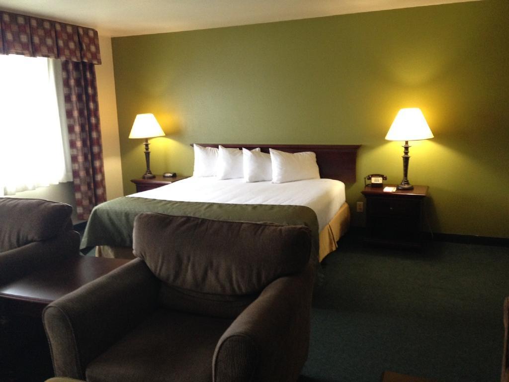 Super 8 By Wyndham Mccall Extérieur photo